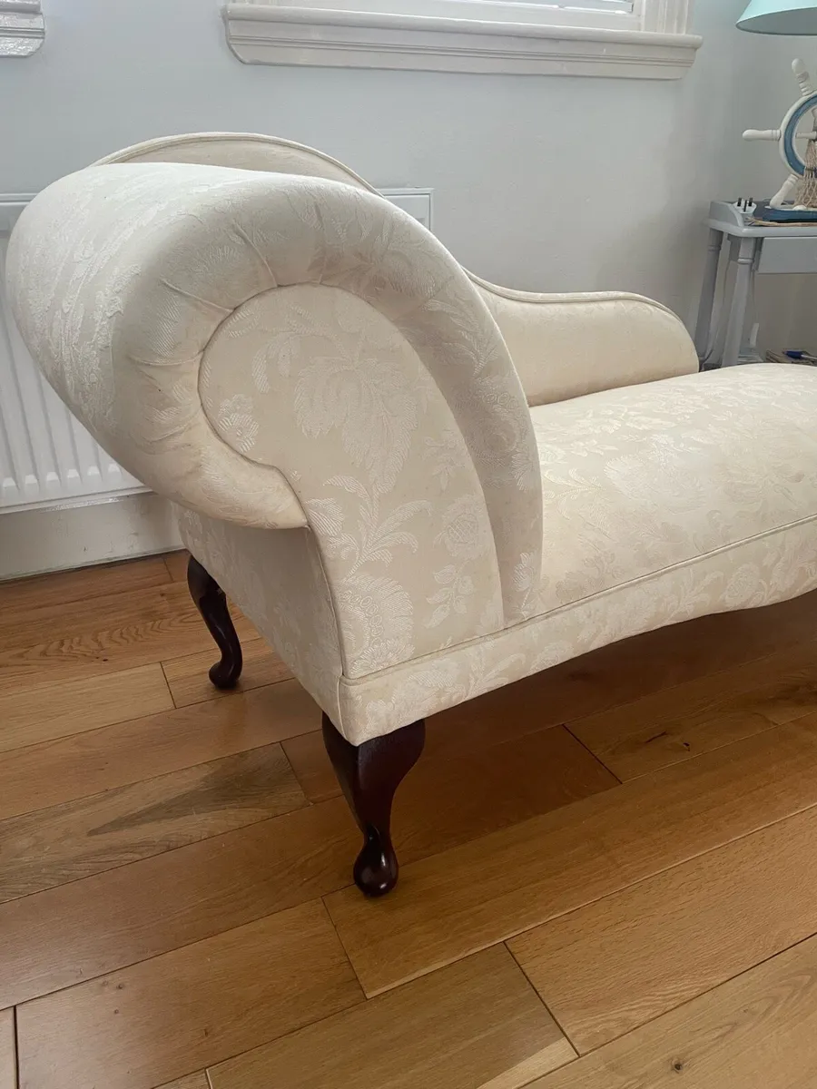 Chaise lounge - Image 4