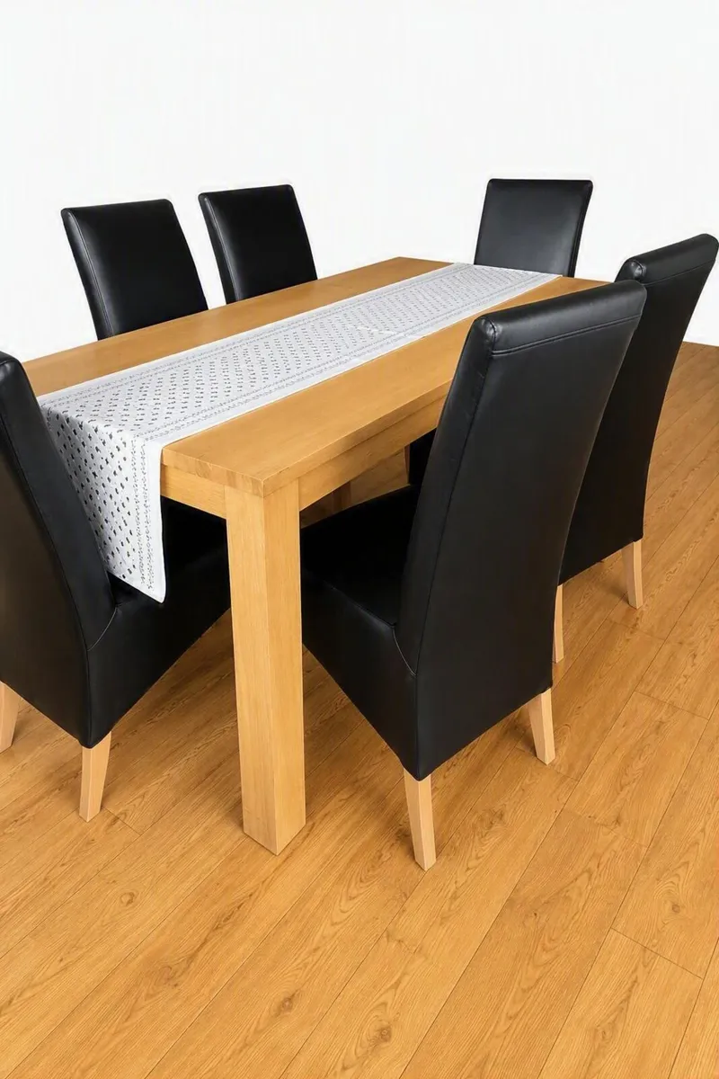 Dining room table and 6 chairs - Image 1