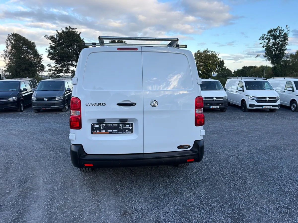 Opel Vivaro - Image 3