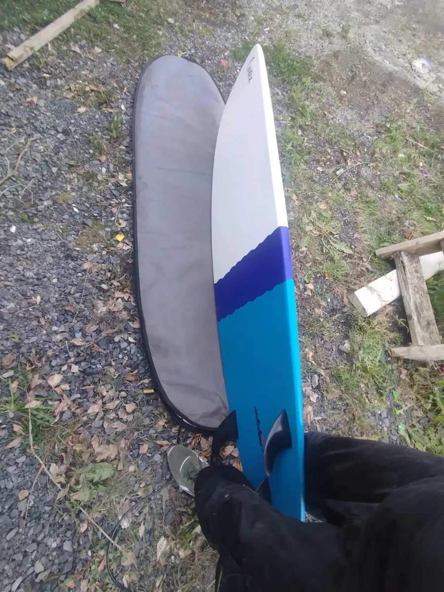 Surfboard - Image 2