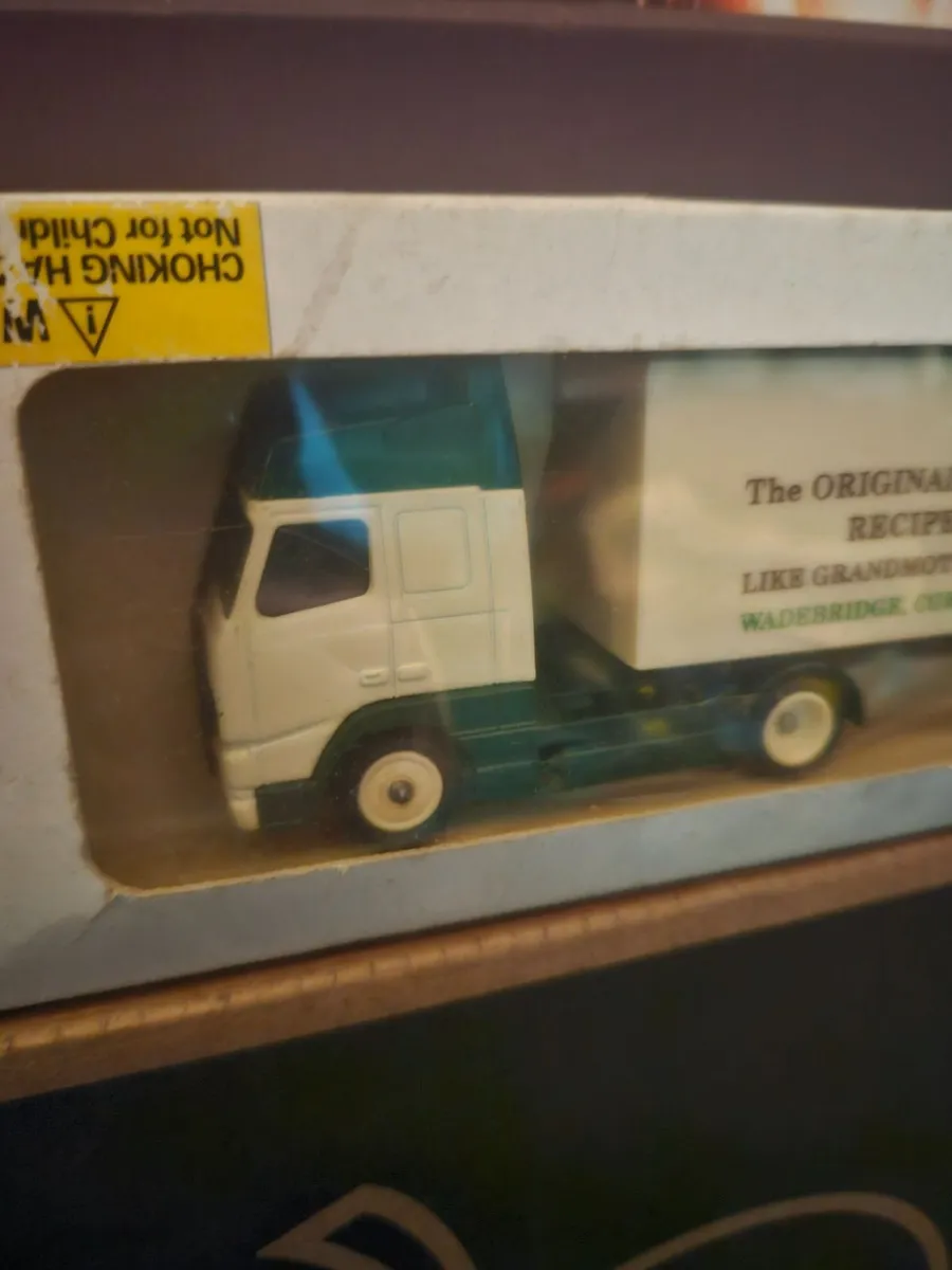 Corgi Lledo Truck - Image 3