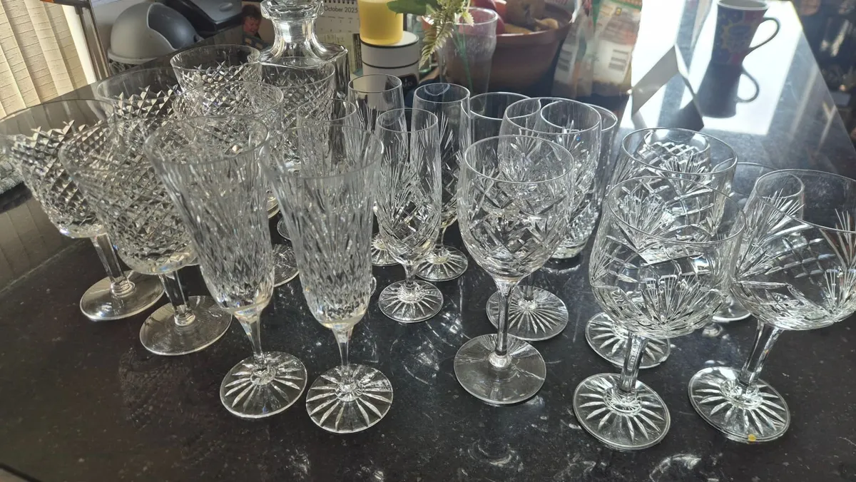 Set of Waterford Crystal glasses & decanter - Image 3