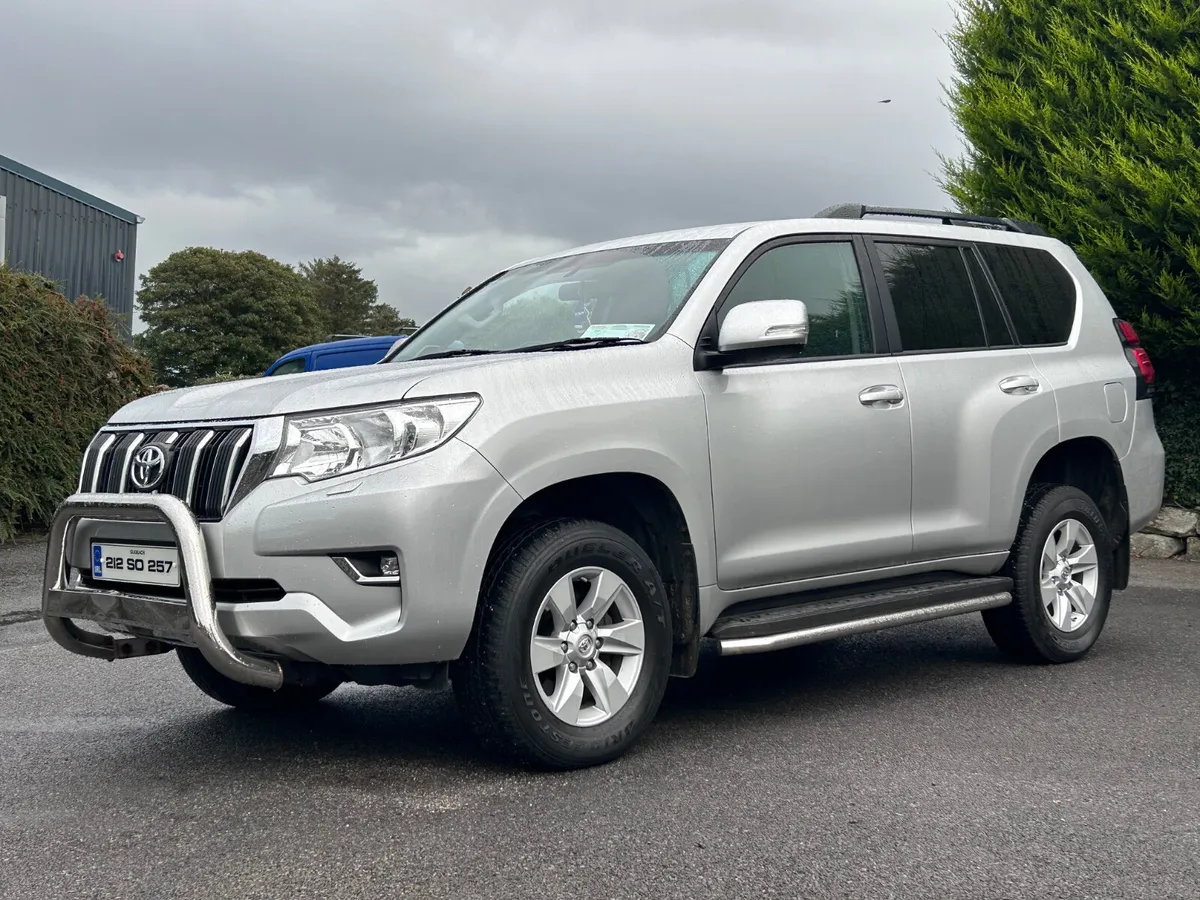 2021 Toyota Land Cruiser LWB - Image 3