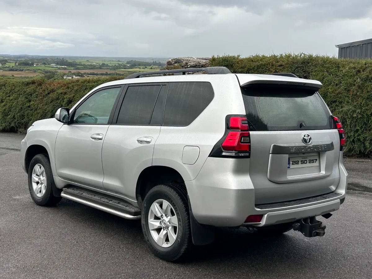 2021 Toyota Land Cruiser LWB - Image 4