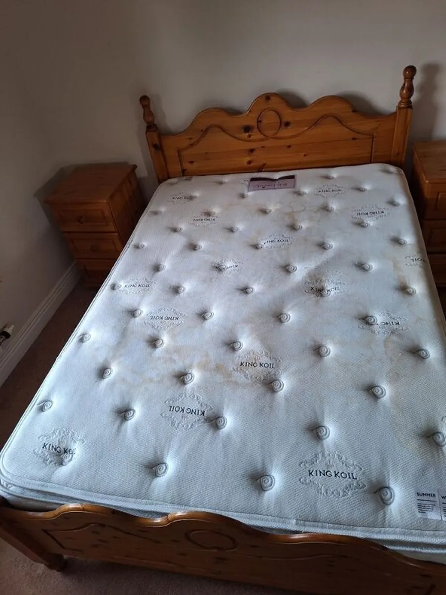 bed - Image 2