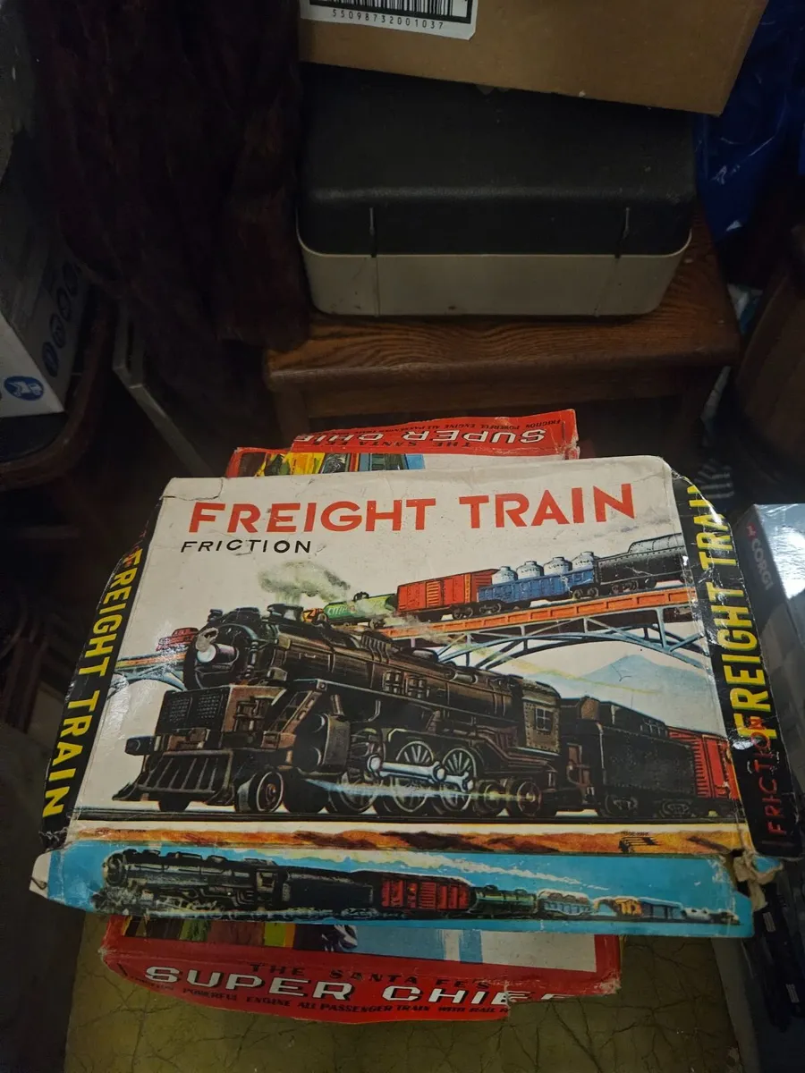 Vintage Tinplate Haji Train Set - Image 1
