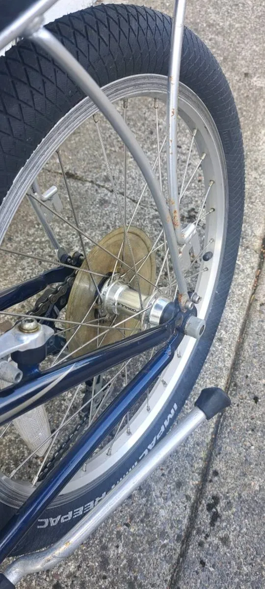 DAHON      Folding Bicycle - Image 3