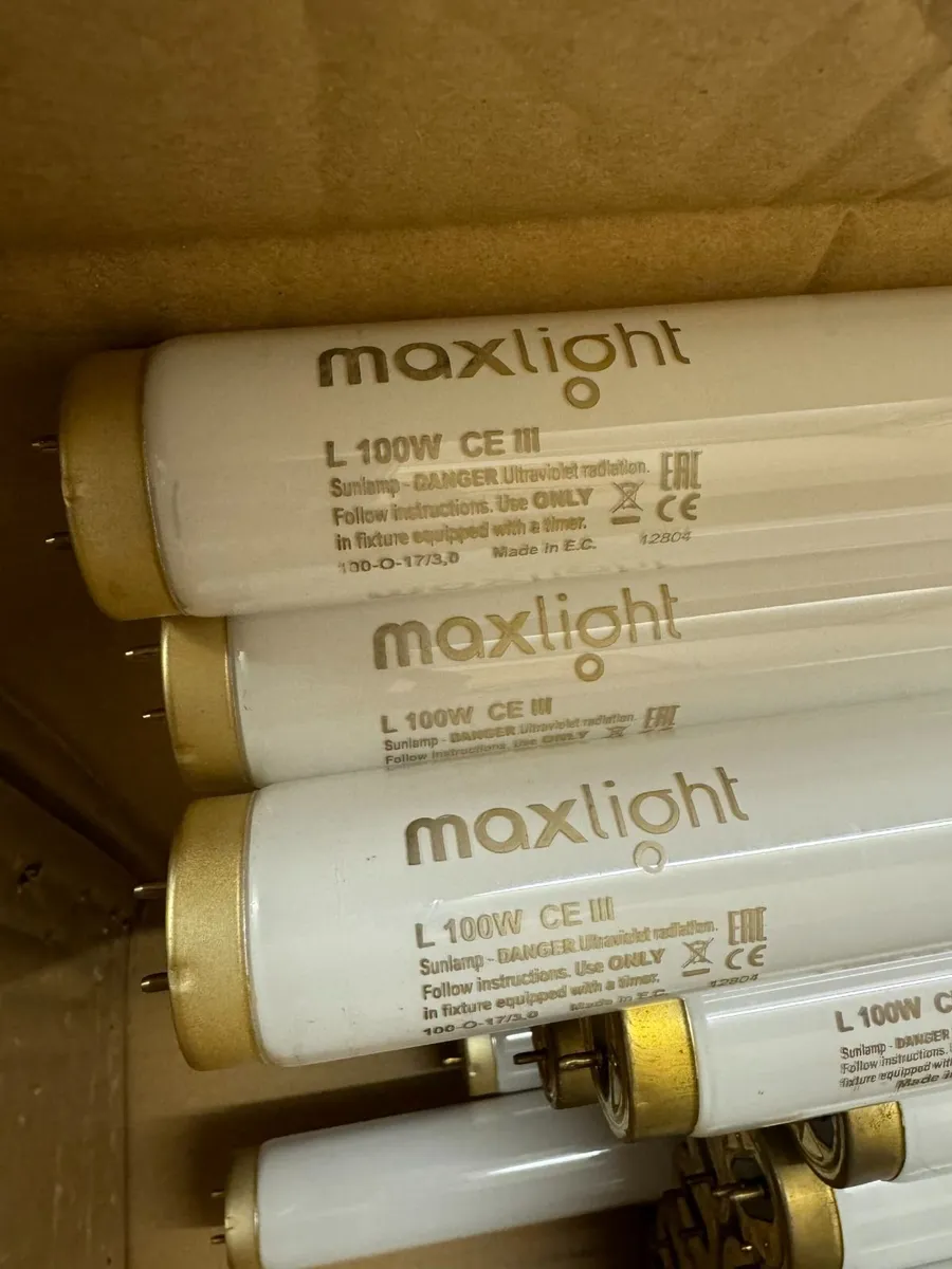 25 x Maxlight 180W Sunbed Tubes – 2000mm – Brand N - Image 1