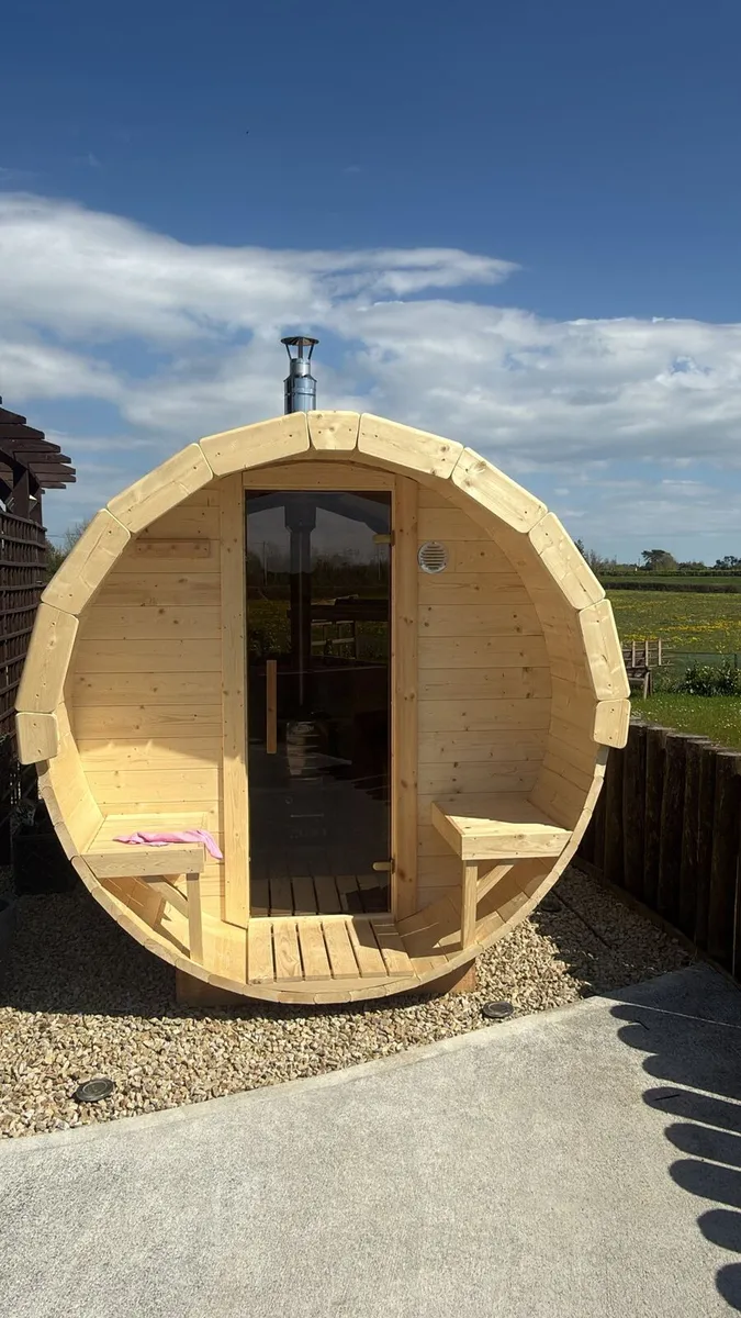 Sauna / plunge pools / Hot tub - Image 4