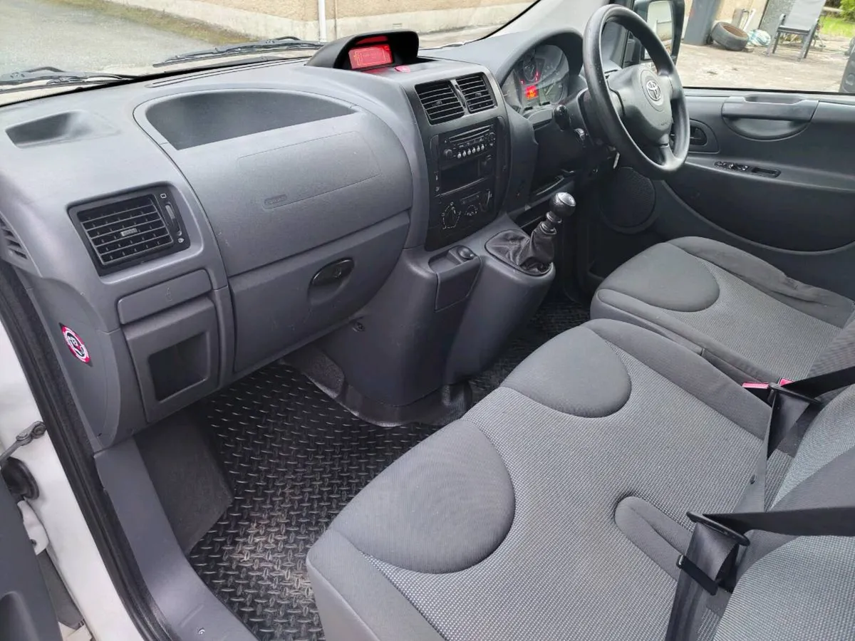 Toyota Pro Ace - Image 4
