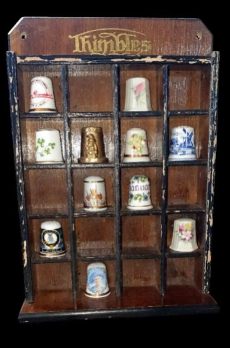 Vintage Thimble Display Rack With 12 Thimbles - Image 1