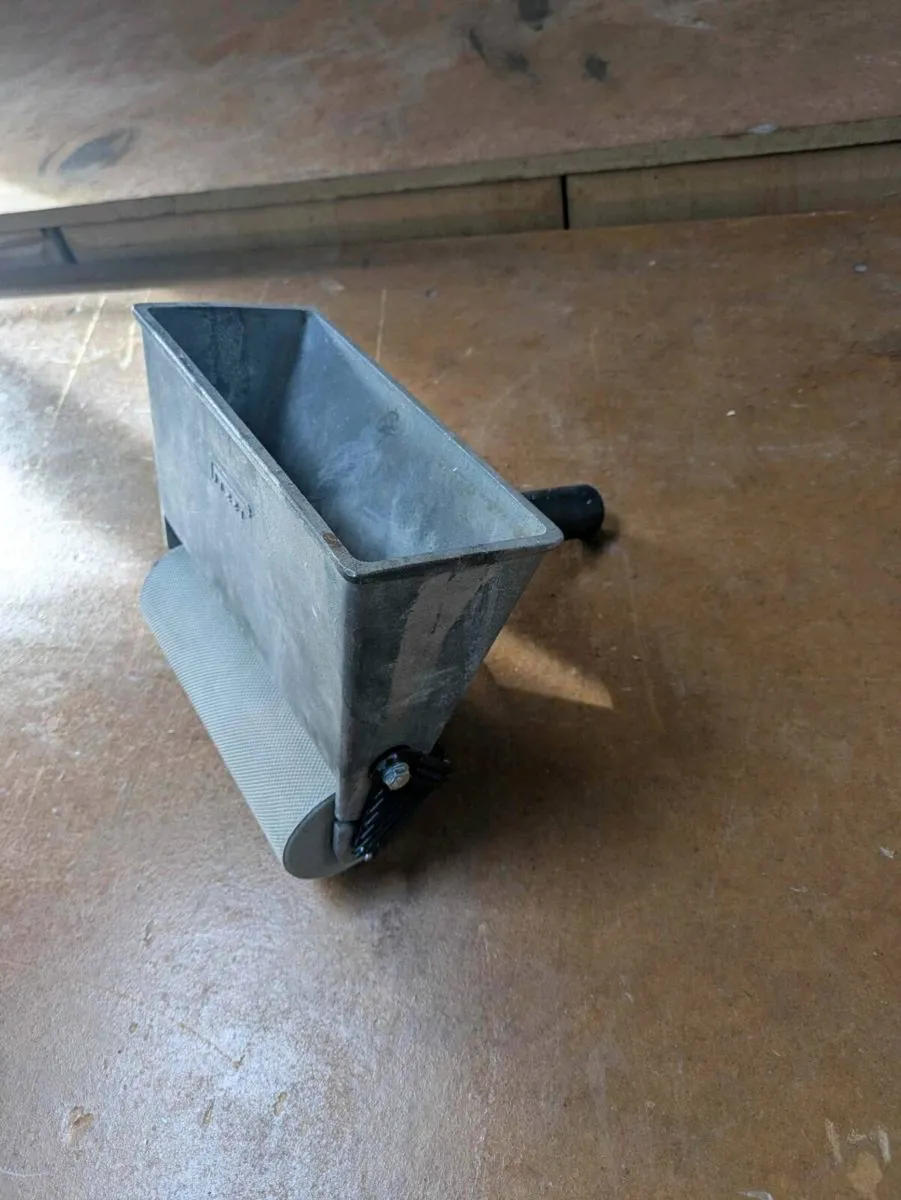Glue Roller - Pizzi Brand - Image 1