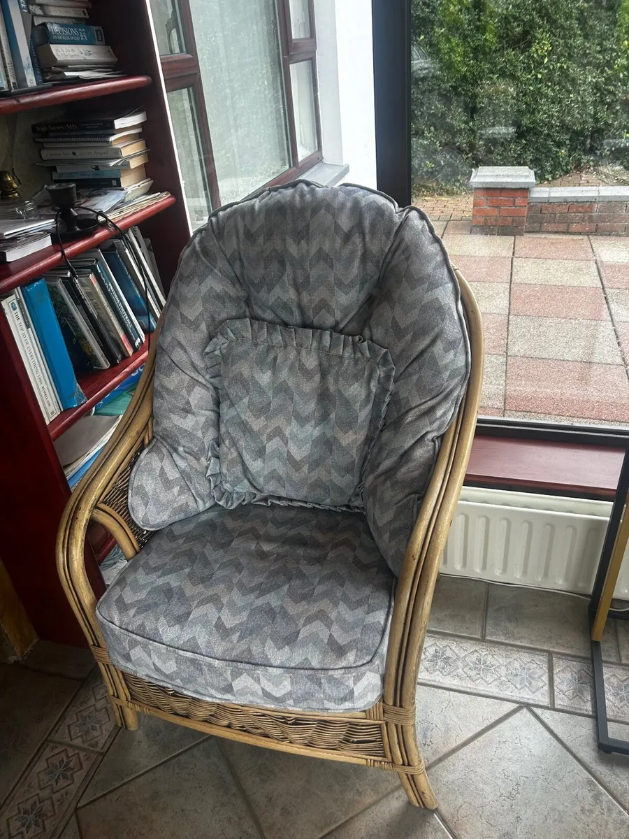 5-Piece Cane Conservatory Suite - Image 3