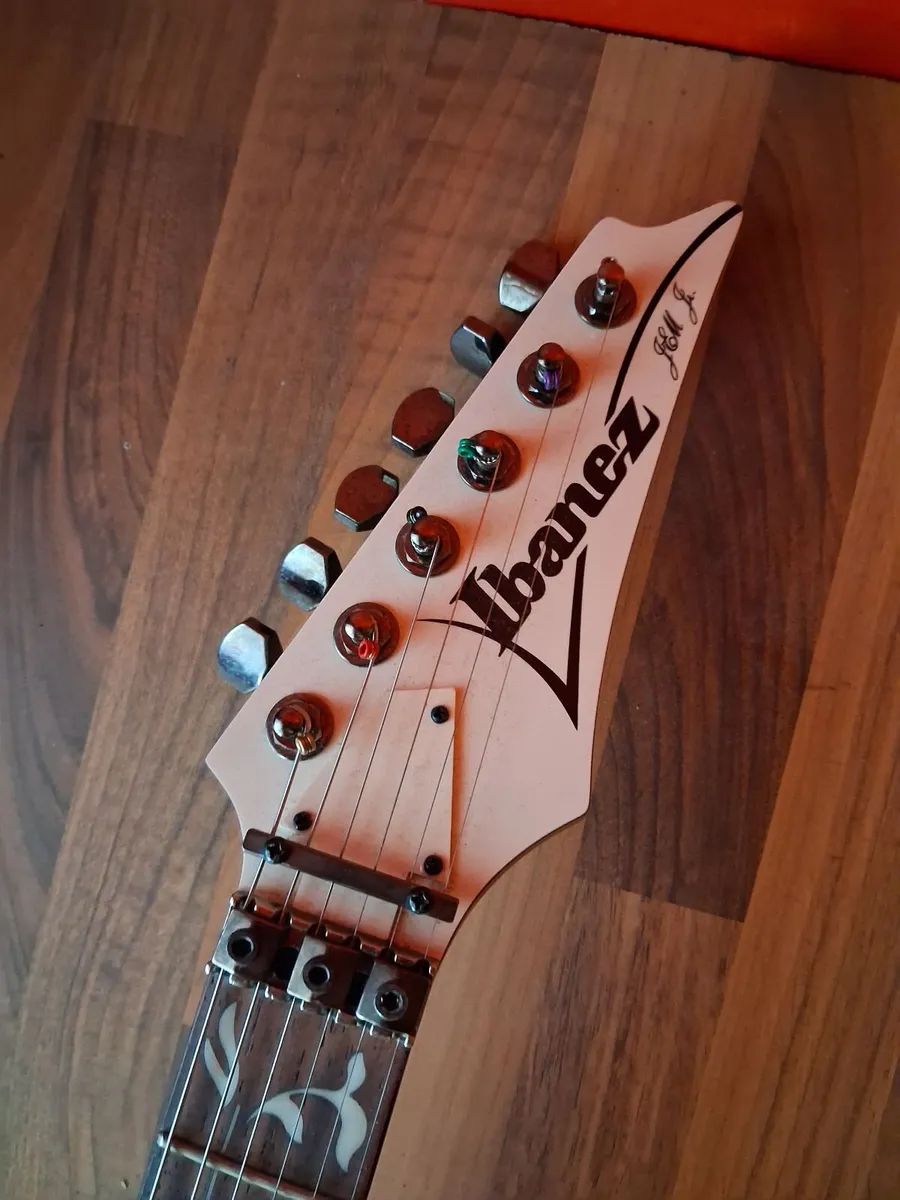 2020 Ibanez JEMJR Steve Vai Signature - Pristine W - Image 4