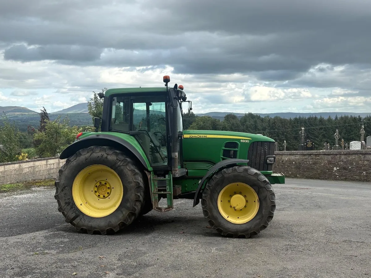 John Deere 6930 - Image 3