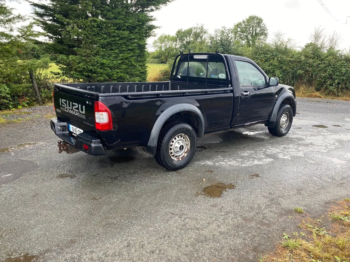 Isuzu Dmax - Image 2