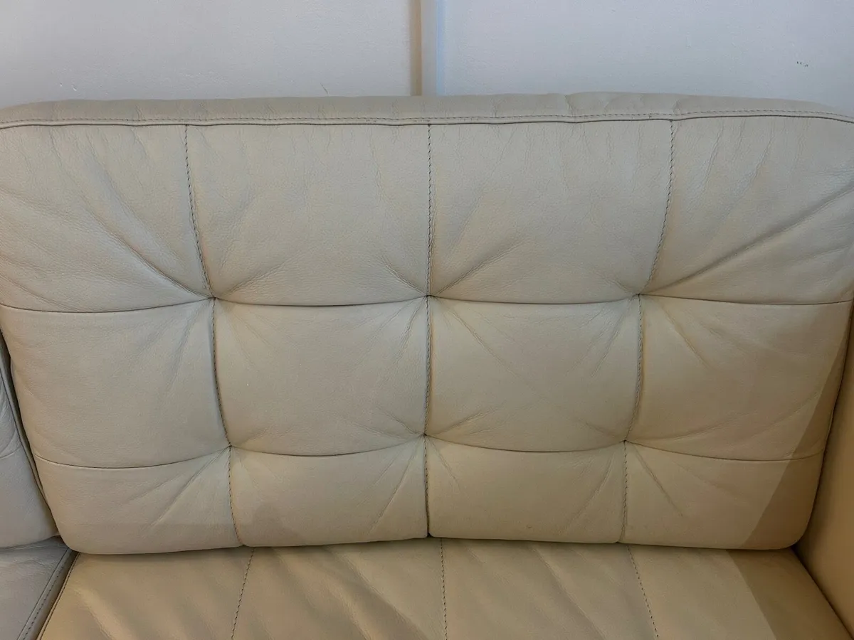 Real leather sofa - Image 4