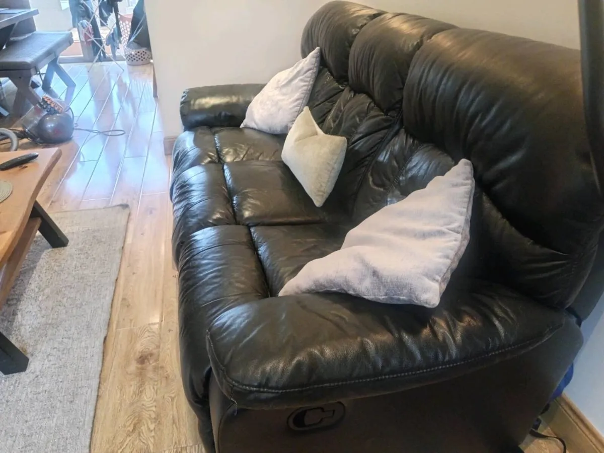 3 + 2 Recliner - Image 2