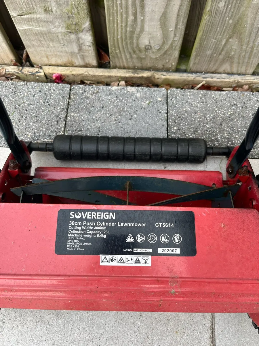 Push Lawnmower - Image 3
