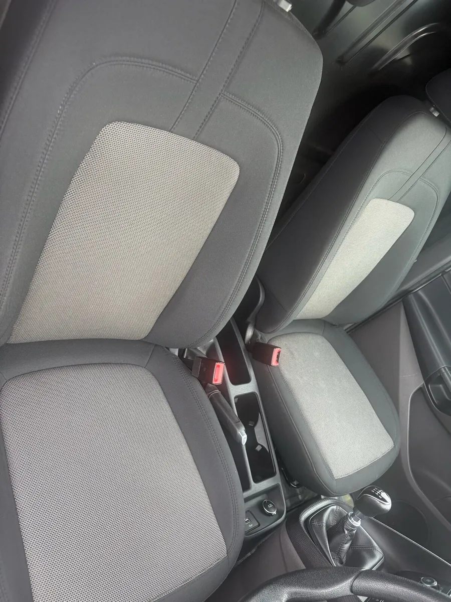 202 Ford Transit Connect - Image 3