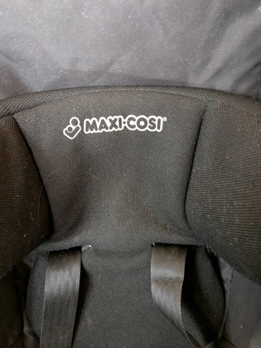 Maxi Cosi swivel car 💺 - Image 4