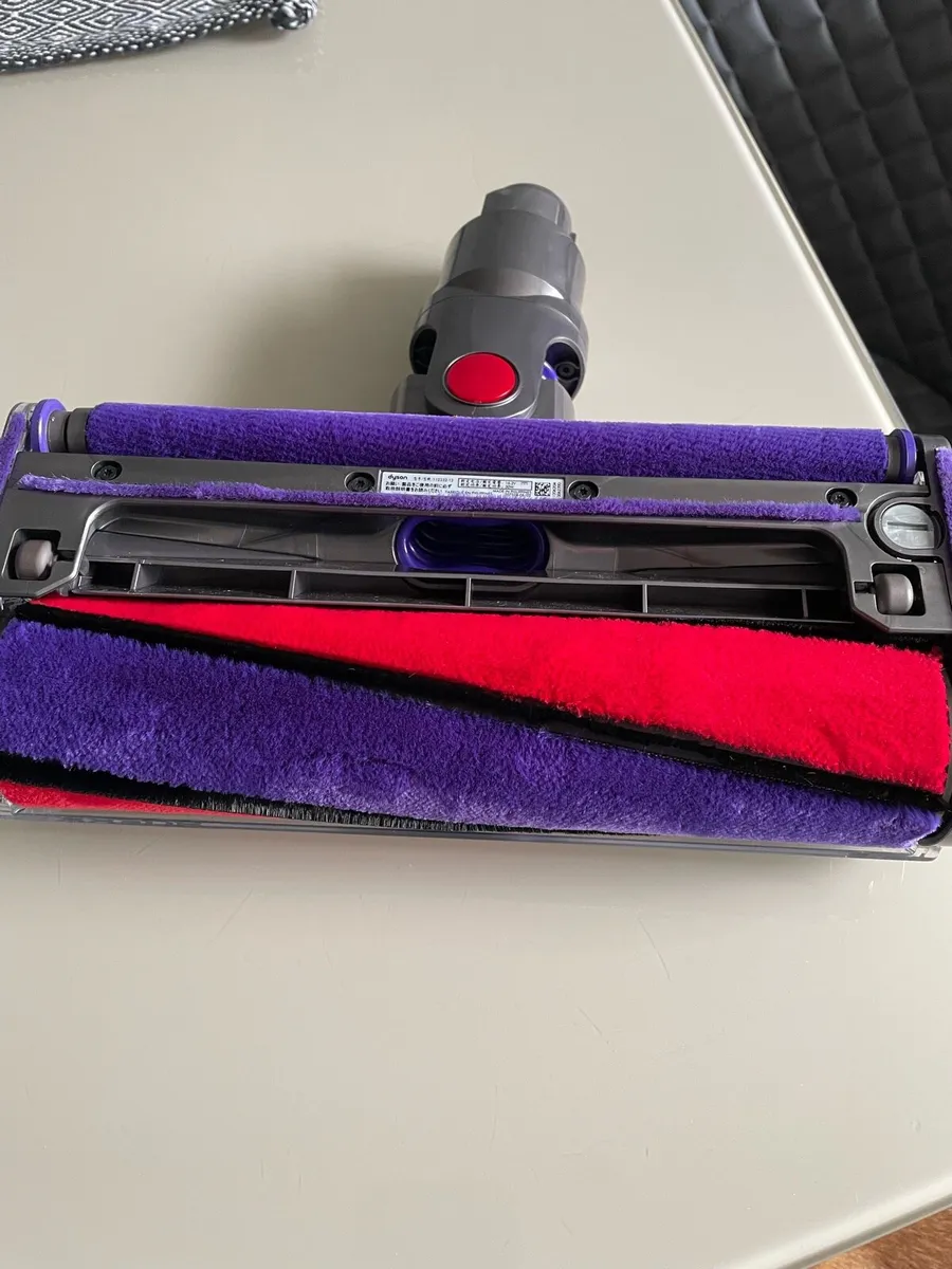Dyson - Image 3