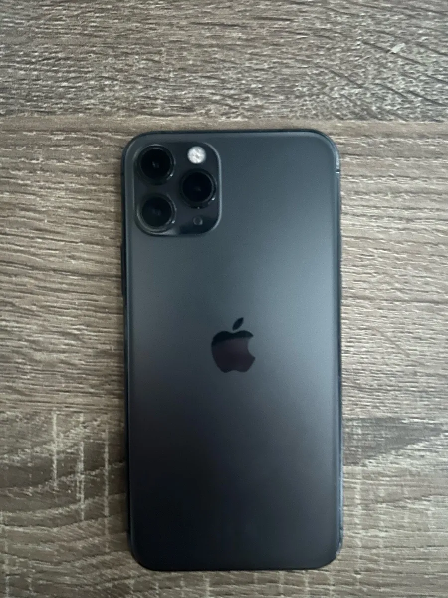 iPhone 11 Pro 64GB - Image 2