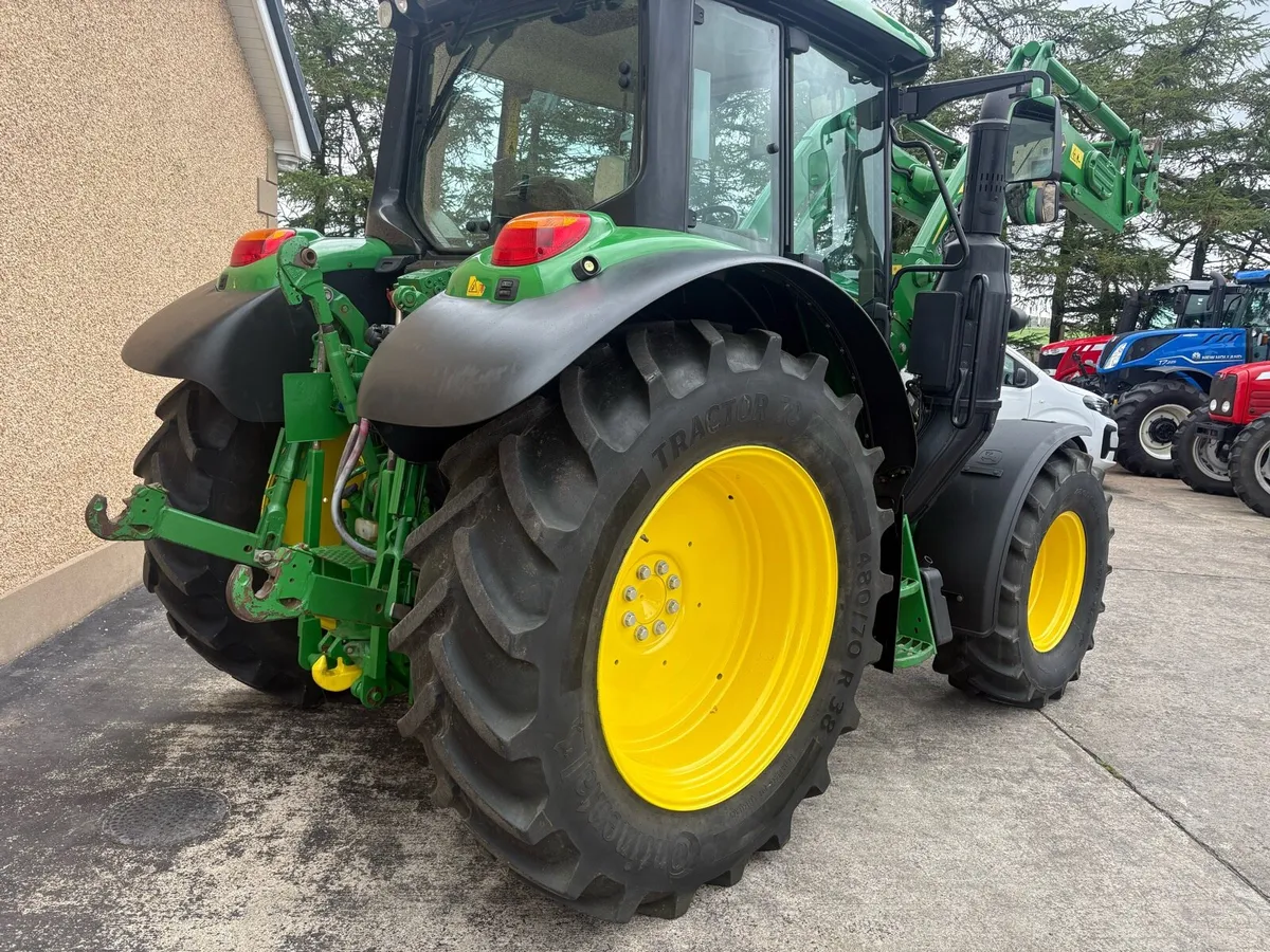 John Deere 6110M - Image 4