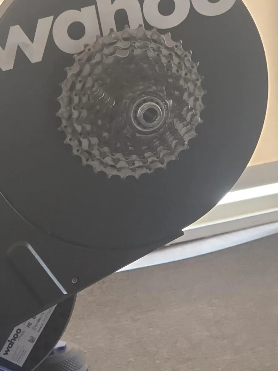 Wahoo KICKR V5 Smart Turbo Trainer + Cassette - Image 2