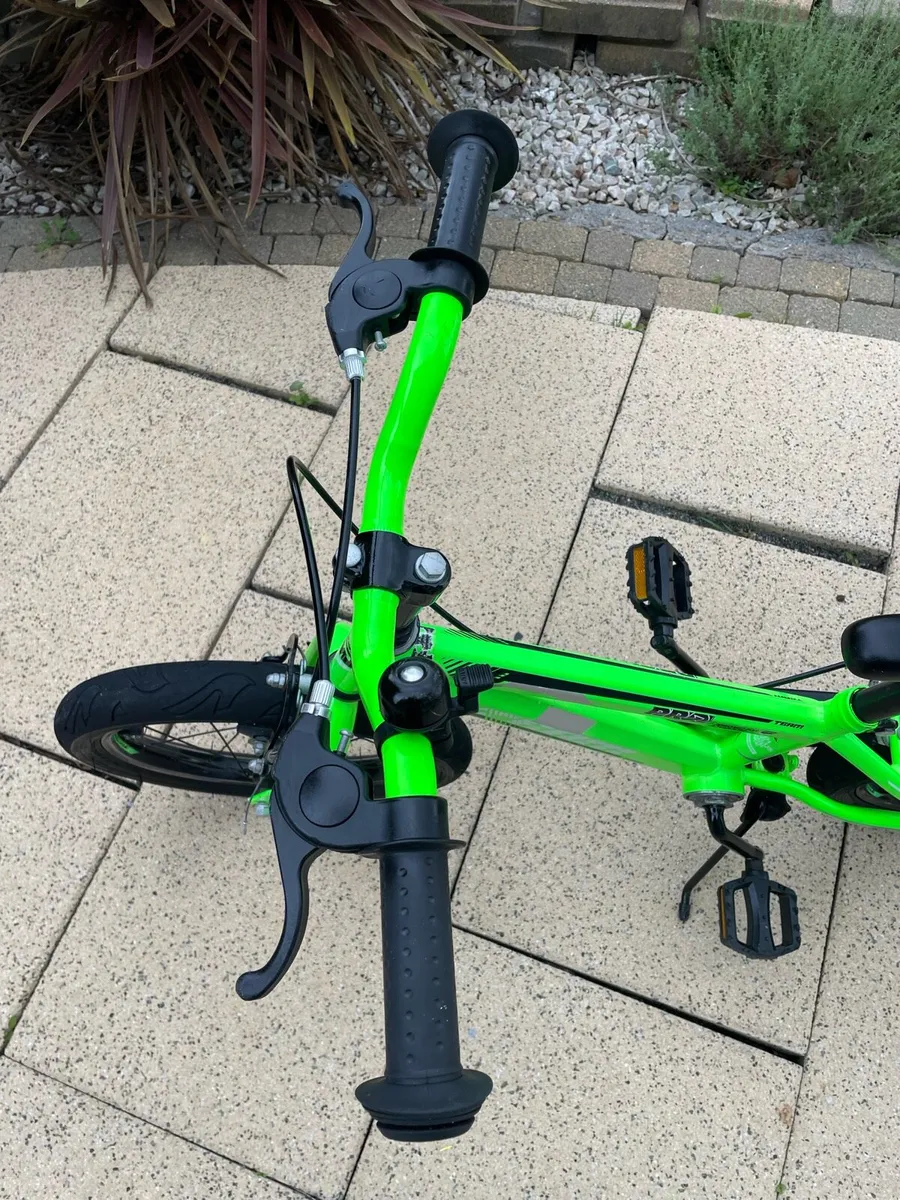 16” child’s team bike - Image 2
