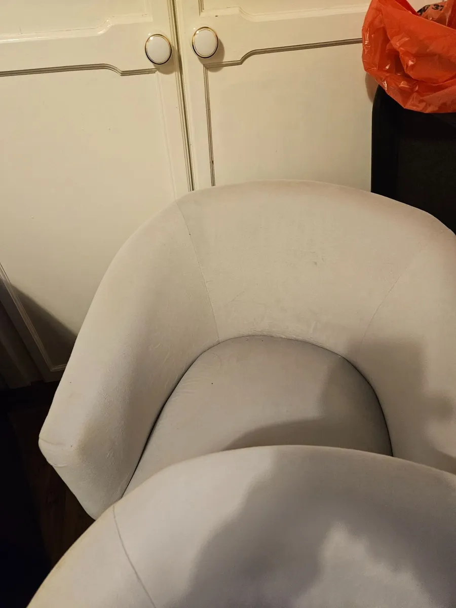 4 chairs - Image 3