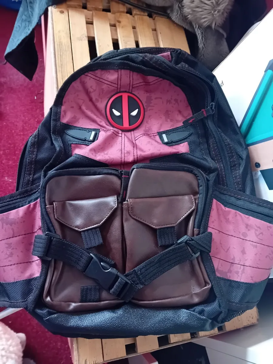 Deadpool bag in good condition