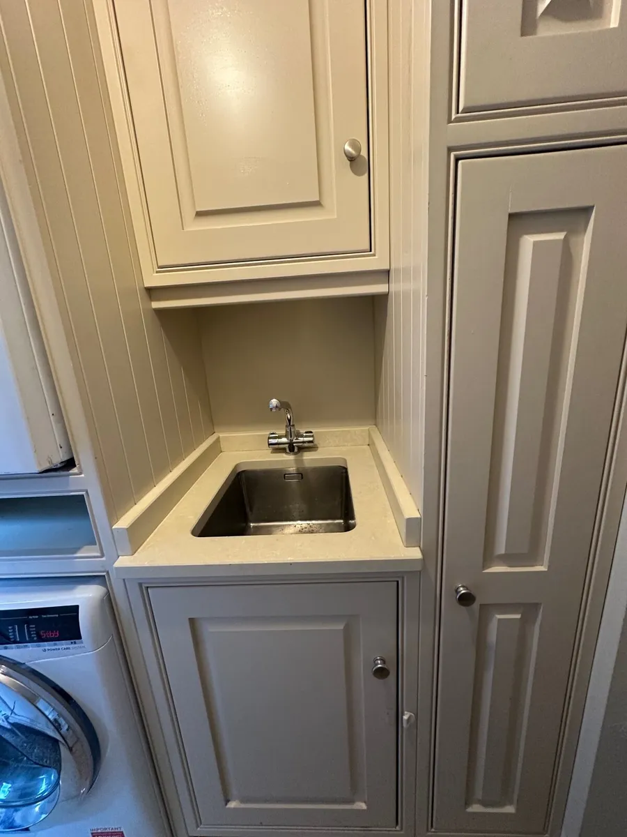 Inframe utility units, quartz surround with sink - Image 3