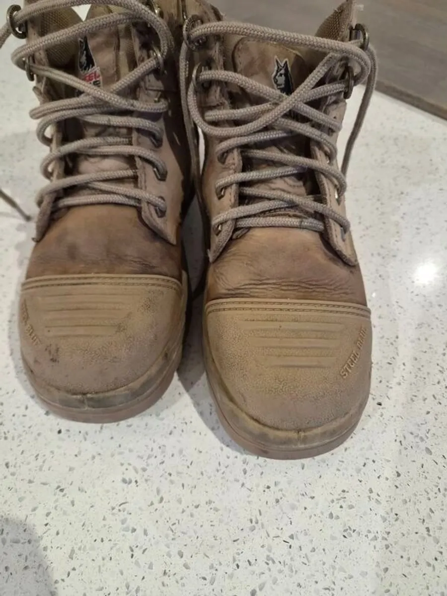 Work Boots - Image 2