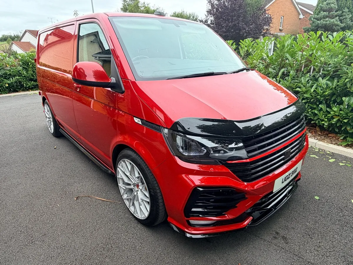 2021 Volkswagen Transporter T6.1 Kitted - Image 2