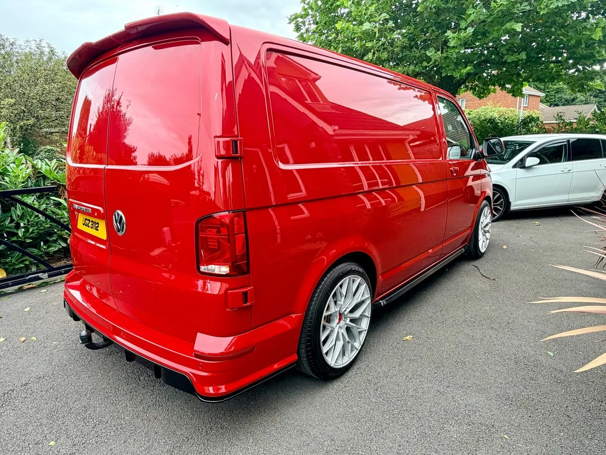 2021 Volkswagen Transporter T6.1 Kitted - Image 4