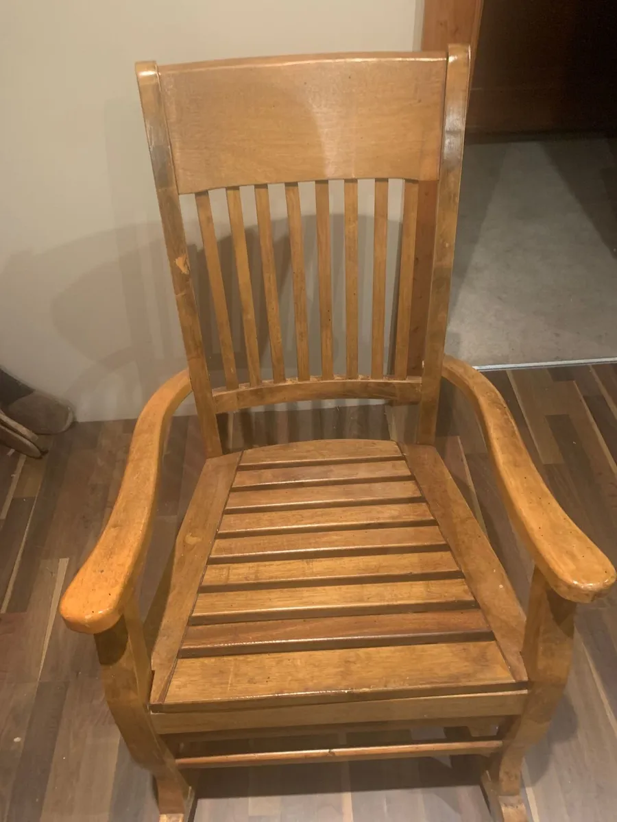 Rocking chair