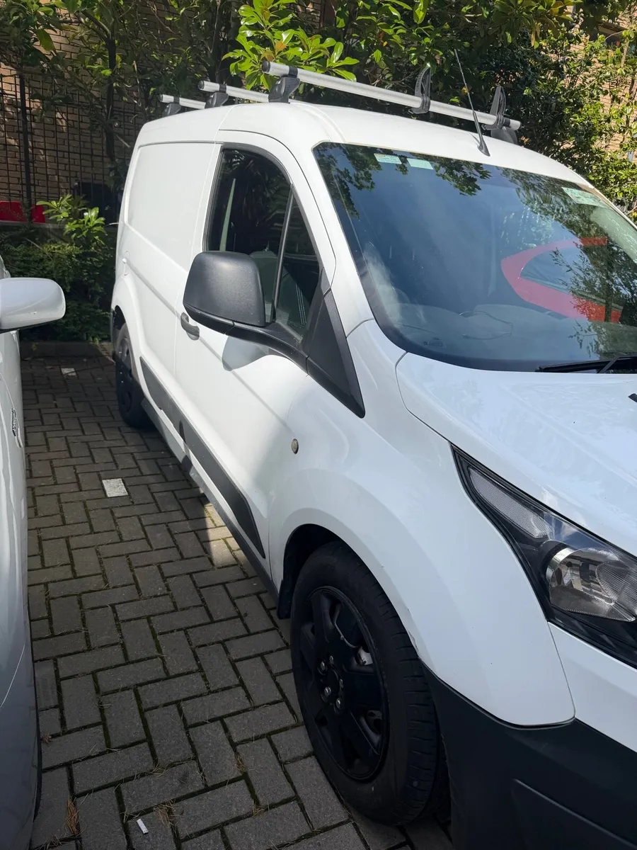 Ford Transit - Image 2