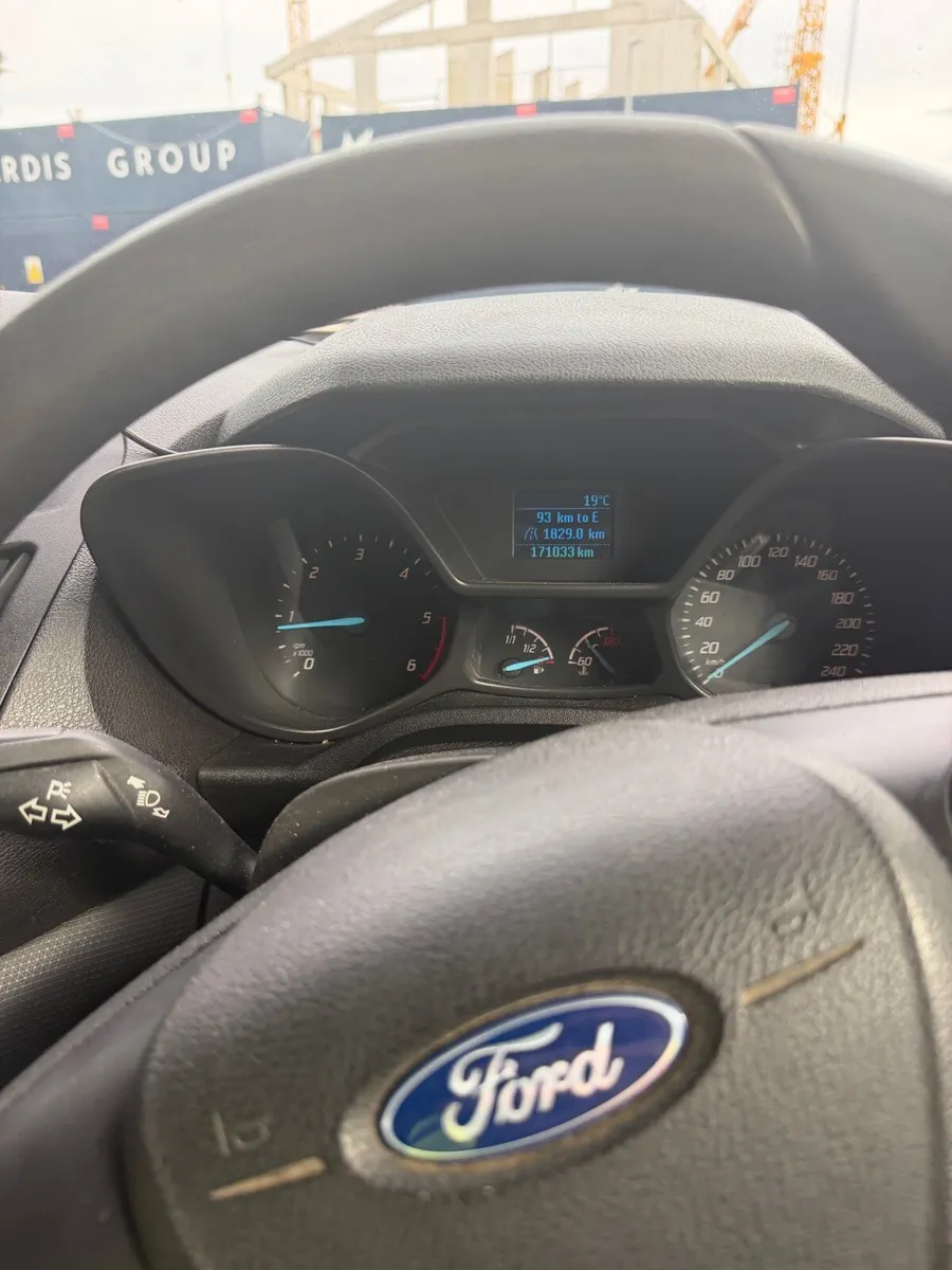 Ford Transit - Image 4