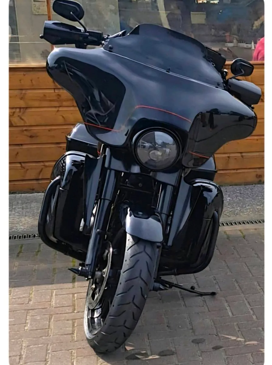 2009 Harley-davidson street glide  Blackout Custom - Image 1