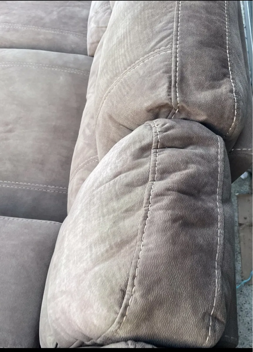 Ez Living Recliner corner sofa - Image 4