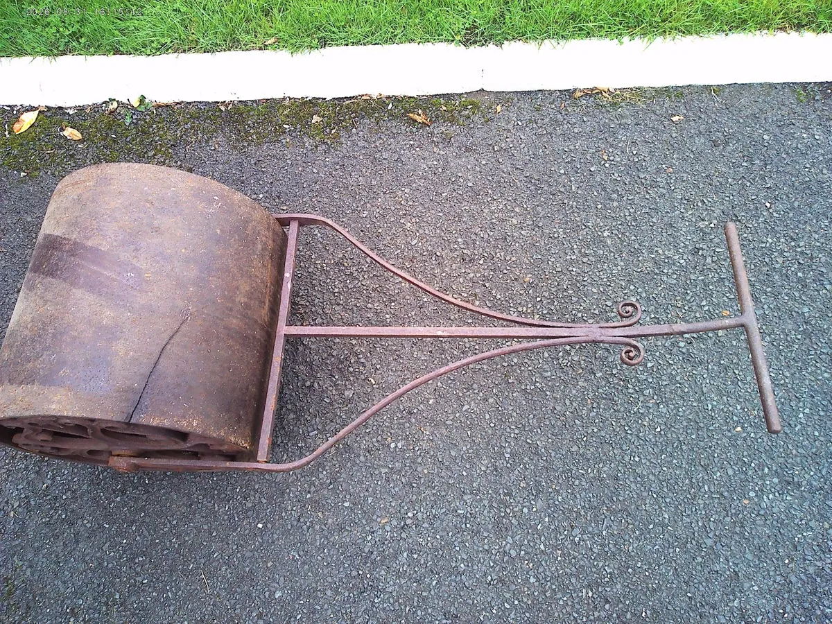 Garden Roller (for repair) - Image 3