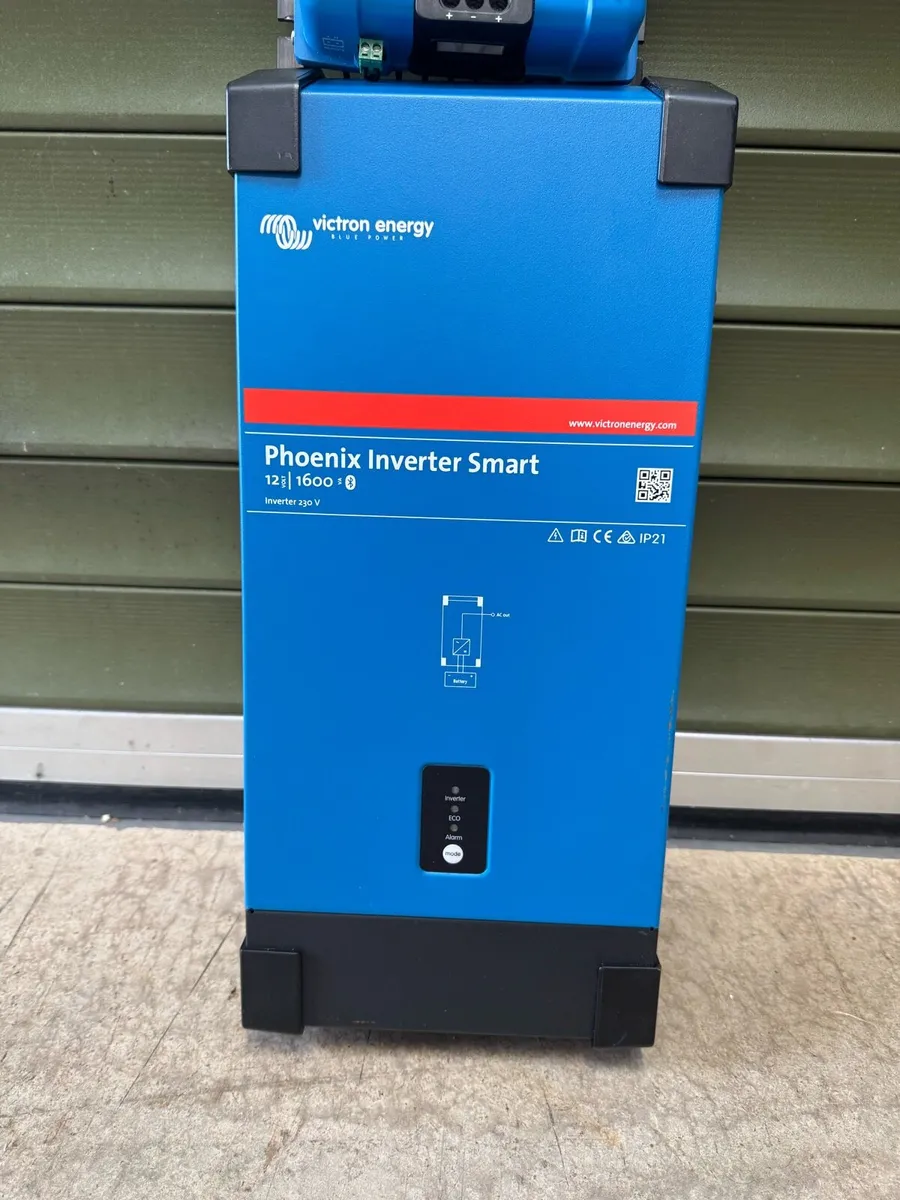 Vicron Phoenix Smart Inverter (Brand New) - Image 2