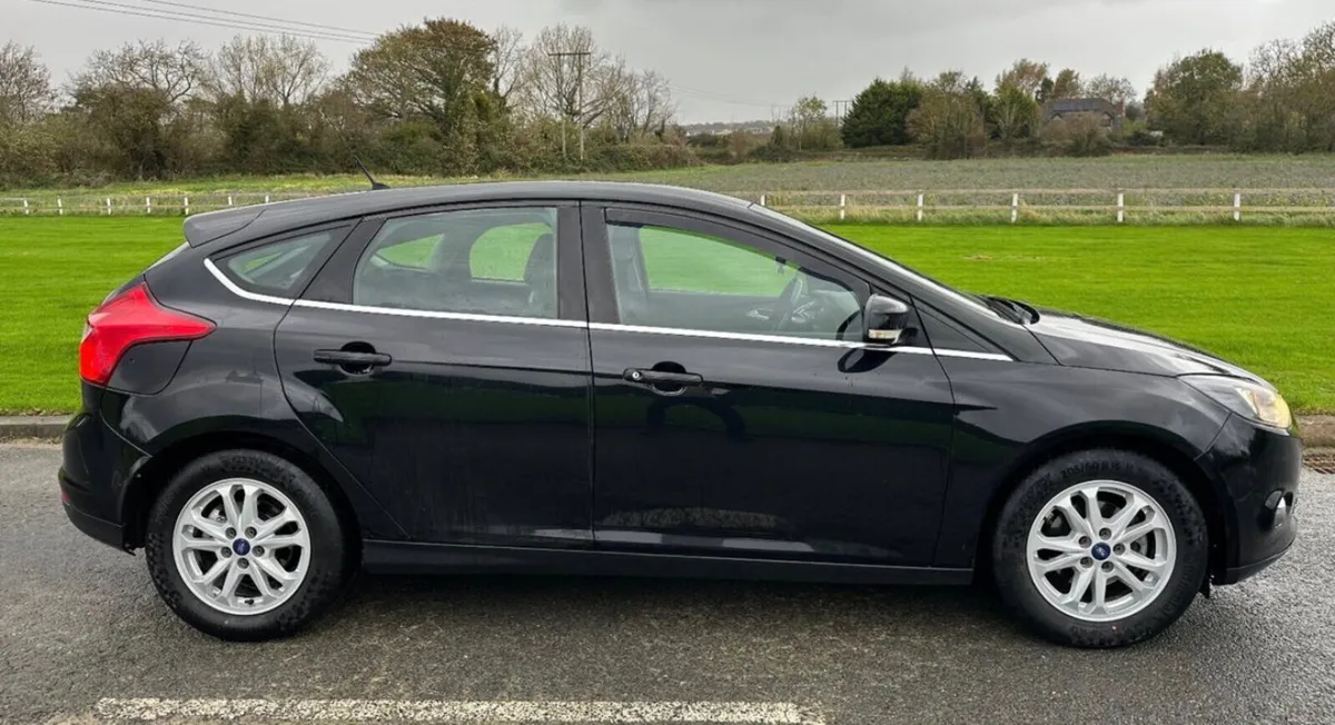 Ford focus titanium 2012 - Image 2