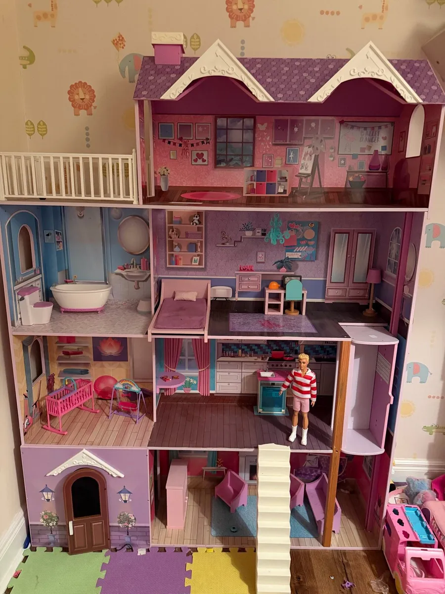 Dolls House