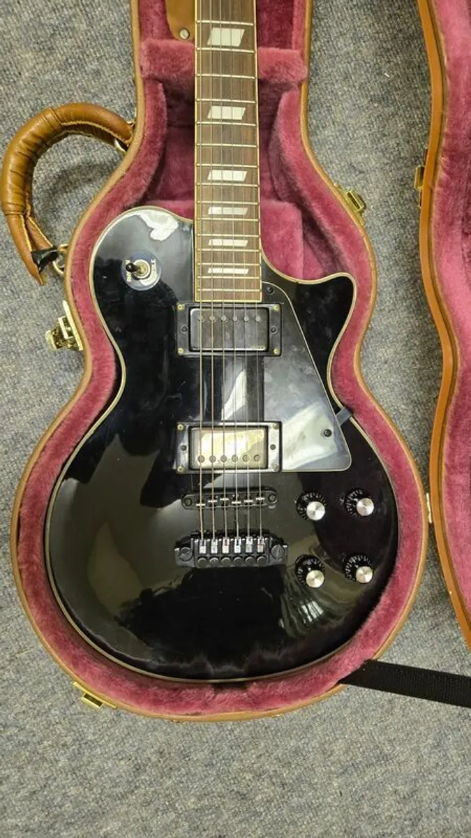electric guitar - Image 2