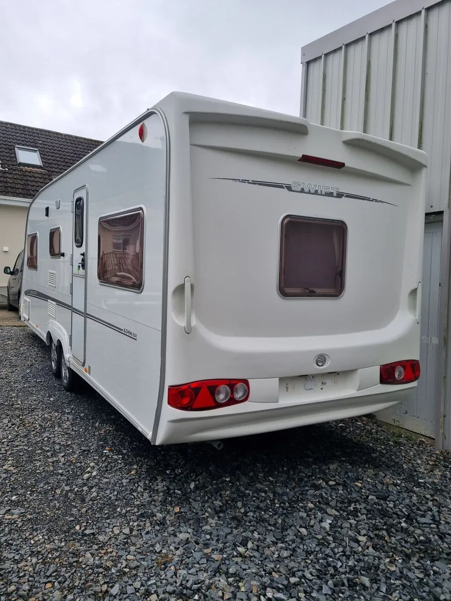 Caravan - Image 3