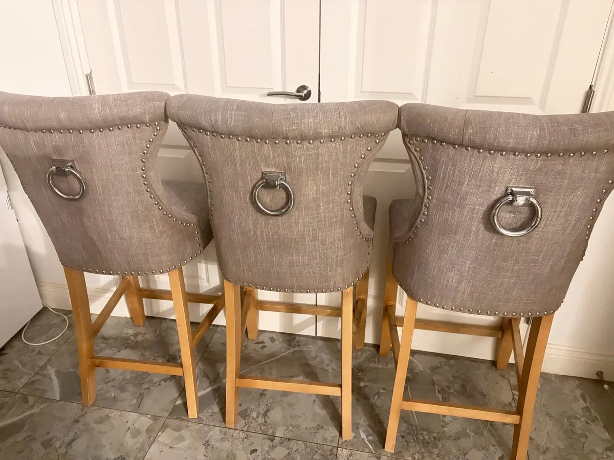 Bar stools - Image 2