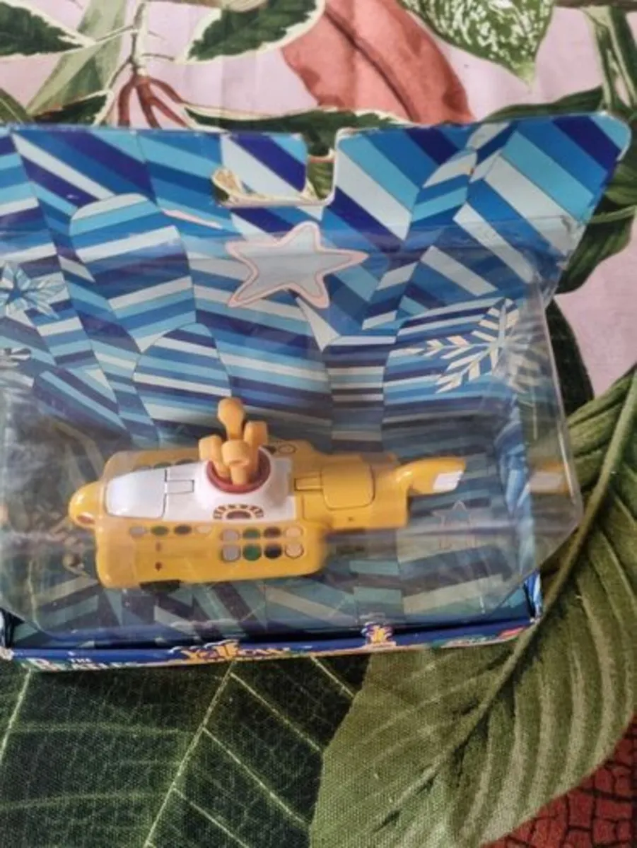 Corgi die cast model Yellow Submarine - Image 2