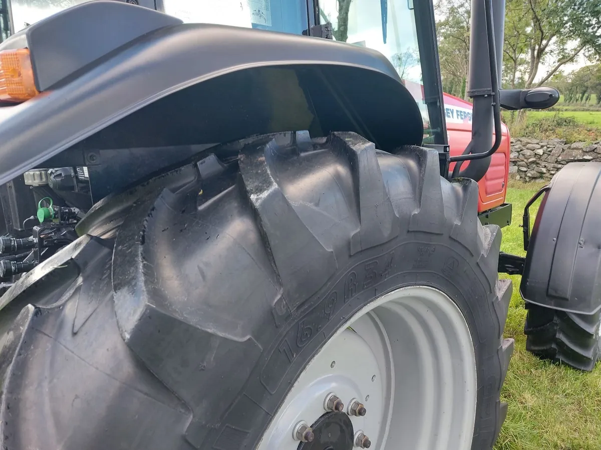 Massey Ferguson 4445 - Image 2